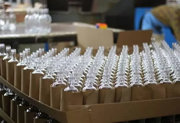 Miniature Glass Bottle Packing